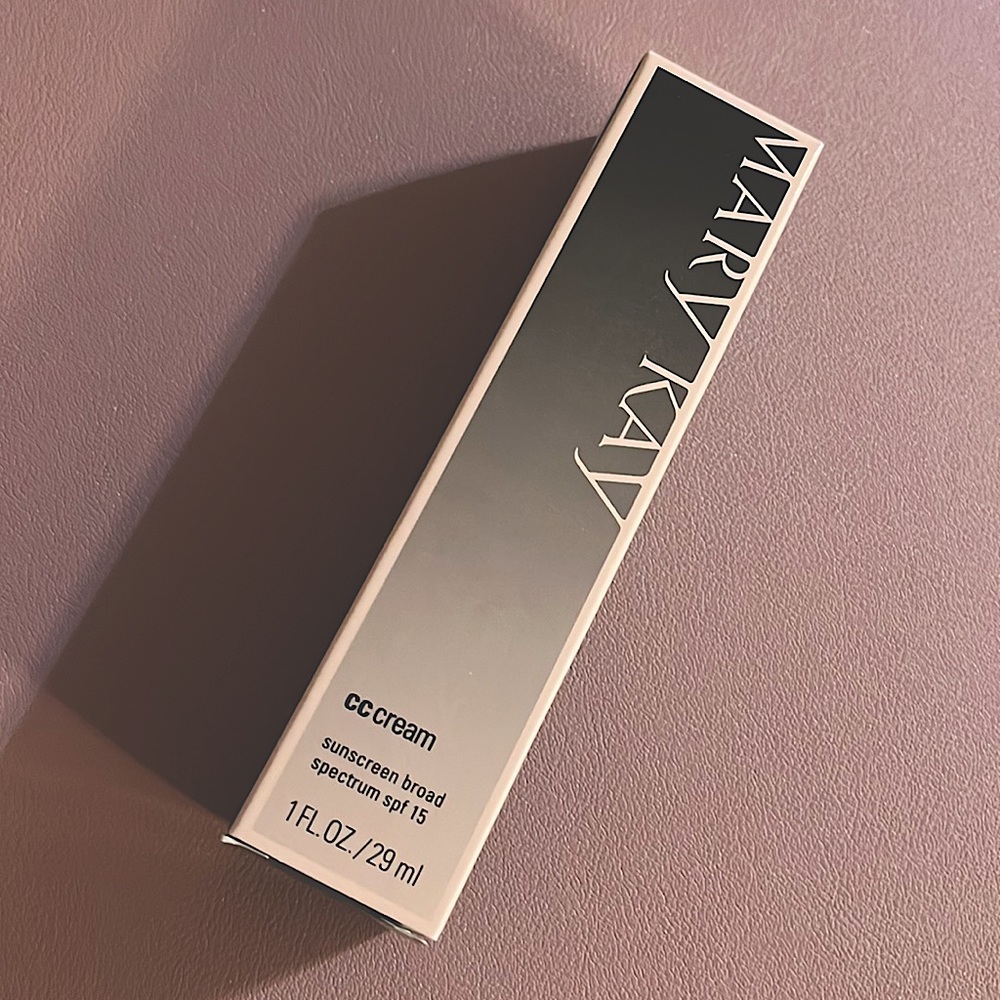 Mary Kay CC Cream Sunscreen Broad Spectrum SPF 15 - Deep